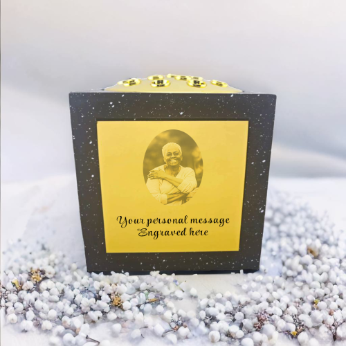 black_resin_stone_effect_rose_bowl_with_gold_engravable_plate_with_image